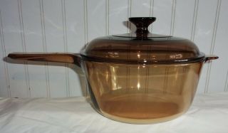 Corning Vision 2.  5 L Sauce Pot Pan Amber Glass W/ Lid Helper Handle Vintage Euc