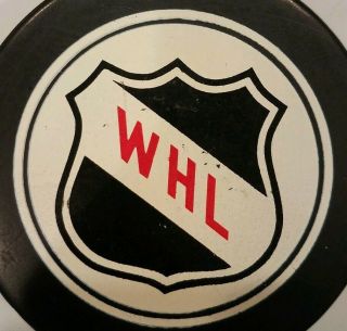 WESTERN HOCKEY LEAGUE WHL VINTAGE VICEROY MFG.  RARE CANADA OFFICIAL GAME PUCK 2