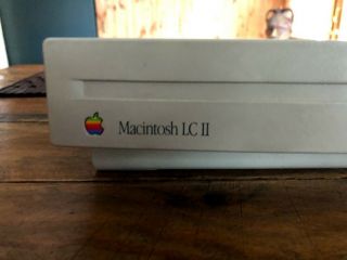 Vintage Macintosh Lc Ii Computer (model M1700)