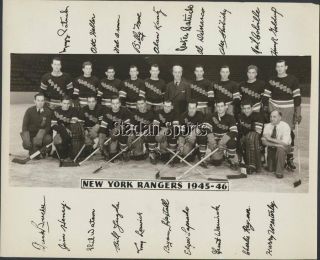 1945 - 46 York Rangers Team Photo Vintage Hockey Pic