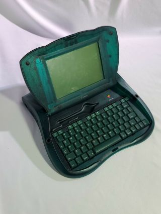 Vintage Apple Newton Emate 300 Desktop Pc Laptop Computer System No Power Cord