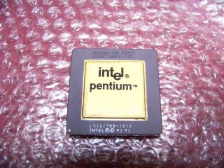 Vintage Intel Pentium 90 Mhz Gold Cpu Processor - A80502 - 90 Sx957