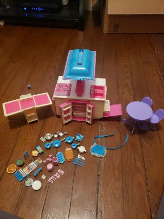 Vintage 1984 Barbie Dream Kitchen With Accessories And Box By Mattel