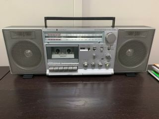 Vintage General Electric 3 - 5259a Boombox Tape Am/fm Stereo -