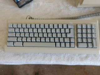 Vintage Apple Macintosh Plus Keyboard M0110a Mechanical Switches W/cable