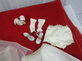 VTG Madame Alexander 1957 Cissy Satin Train Bridal Wedding Gown & Accessories 3