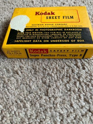 Kodak Panchro - Press Type B 2 1/4 X 3 1/4 Film 25 Sheets.  Exp ‘54.