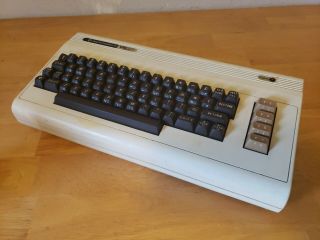 Vintage Commodore Vic - 20 Personal Home Computer