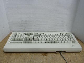 Vintage 1988 IBM Model M Clicky Keyboard P/N 1391401 Date 28SEP88 3