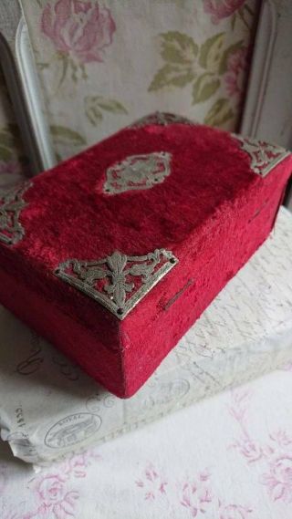 Sweet Antique French Timeworn Velvet Trinket Sewing Etui Box C1880