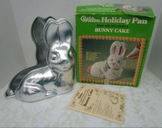 Wilton Bunny Cake Pan Front And Back Vintage 1974 Easter 502 2243