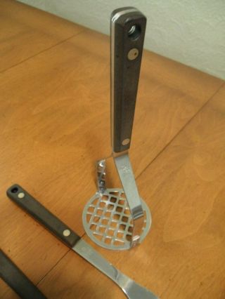 Vintage EKCO ARROWHEAD Utensils Kitchen Tools 6 pc Set Spatula Masher Fork Spoon 3