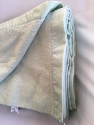 Vtg Chatham Blanket Soft Green Acrylic 62”x 92” Twin Satin Nylon Trim Soft Cozy 2