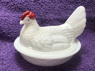 Vintage Westmoreland White Milk Glass Hen Chicken On Nest Red Head Covered Dish