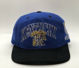 Vintage 90s University Of Kentucky Wildcats Embroidered Snapback Hat - Daystone