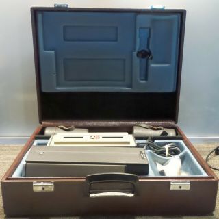 Vintage Sony B/w Studio Video Camera Avc - 3210 With Two Lenses & Travel Case