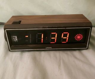 Vintage Tamura Cl - 130 Lumitime Red Lcd Alarm Clock Retro 70s Woodgrain Japan Htf