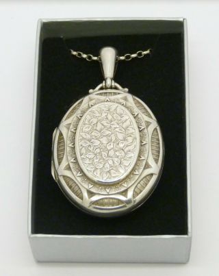 Large Victorian Solid Silver Art Nouveau Locket & Chain Hm1882 Great Gift
