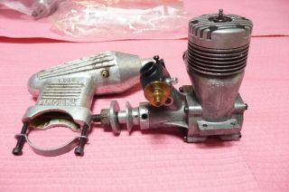 Vintage K&b Torpedo 40 Rc Model Airplane Engine With Perry Carb And Muffler