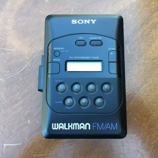 Sony Walkman Wm - F2031 Cassette Tape Player Radio Am/fm Vintage Portable