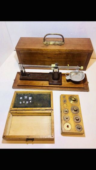 Antique Cast Iron Scale & Weights Balance Beam Herter’s Powder Measure Wood Box