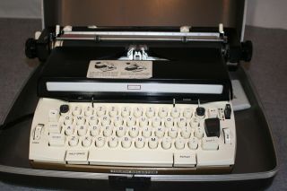 Vintage Sears Electric Typewriter Power Return Power 12 Portable Case Tan