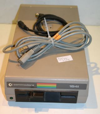 Vintage Commodore 1541 Floppy Disk Drive For C64 - - Needs Tlc