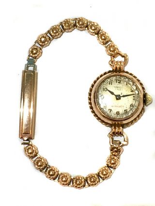 Swiss Art Deco 9 Ct Gold Filigree Watch Ladies Vintage Venus Brand 17 Jewel