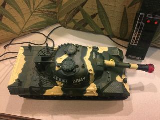 Vintage Echo Toys Remote Control Toy Tank Field Command 1984.