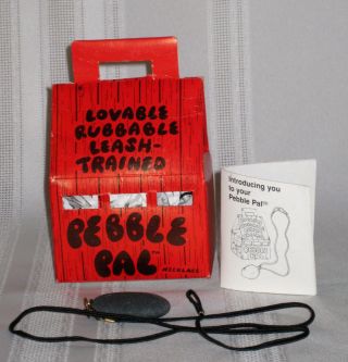 Lovable Rubbable Leash - Trained Pebble Pal Necklace - Pet Rock 70s Era Vintage