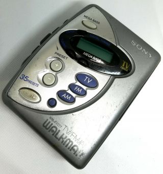 Sony Walkman Cassette Tape Player Mega Bass AM/FM Radio TV Tune VINTAGE 2