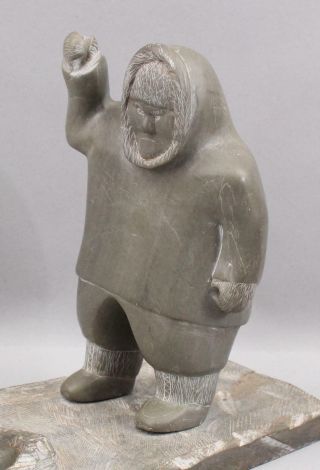 Large Vintage mid - 20thC Hand Carved Hard Stone Inuit Eskimo & Seal Sculpture 2