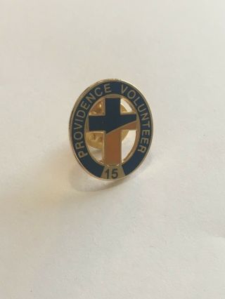 Vintage Providence Volunteer 15 Years Member Service Lapel Pin Cross //