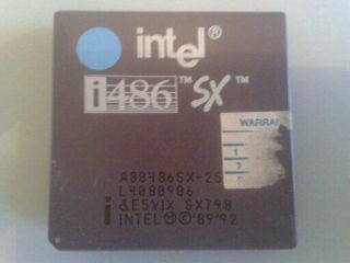 Intel I486sx - 25 Cpu Sx798 80486sx - 25.  L4080906. ,  Heatsink.