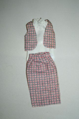 Vintage Mod 70s Barbie Clone Maddie Daisy Fashion Dolls Plaid Set Of Vest Skirt