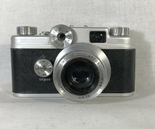 Vintage Argus C44 35mm Film Rangefinder Camera.