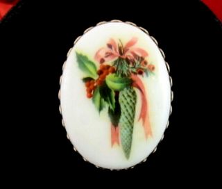 Christmas Pinecone Holly Porcelain Pin Vintage Brooch Red Green Oval Goldtone
