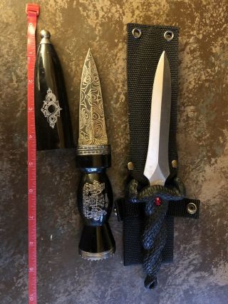 2 Unique Throwing Boot Combat Dagger Knife Etched Blade Snake Reptile Vintage