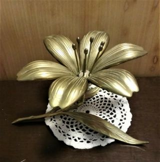 Gorgeous Mid - Century Vintage Brass Lily Flower 6 Removable Petal Ashtrays 9 "