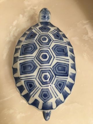 Vtg Chinese Blue & White Porcelain Tortoise Figurine 8 