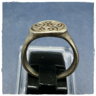 T R I S K E L I O N MILITARY ancient SILVER Roman - Greek ring 7,  84g 3