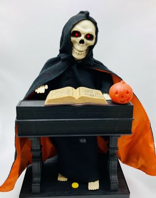 Vintage Gemmy Halloween 1995 Animated Grim Reaper Playing Organ Pumpkin Figure