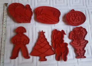 Set Of 7 Vintage Tupperware Red Plastic Holiday Cookie Cutters Halloween Xmas