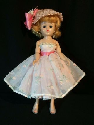 Vintage Vogue Jill Doll In Tagged Dress W/ Matching Hat