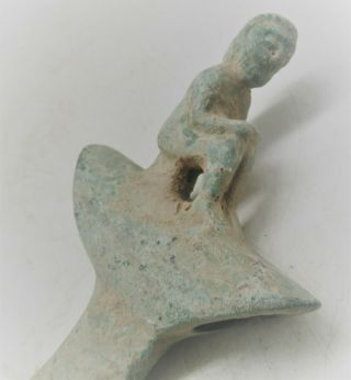 CIRCA 1000BCE ANCIENT LURISTAN BRONZE AXE HEAD WITH SEATED FIGURE ON TOP RARE 2