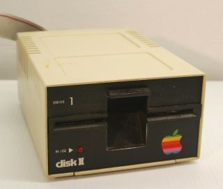 Apple A2m0003 Disk Ii 5.  25 " External Floppy Drive