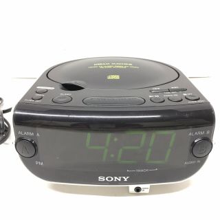 Sony Cd Clock Dream Machine Icf - Cd815 Am Fm Radio Dual Alarm Aux Input Cd Player