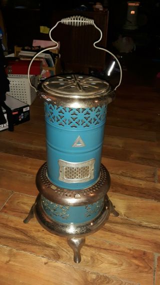 Vintage Perfection Smokeless Oil Heater No 630 Blue Porcelain