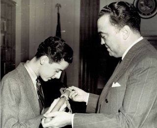 1938 Vintage Photo J.  Edgar Hoover With Freddie Bartholomew At Fbi Headquarters