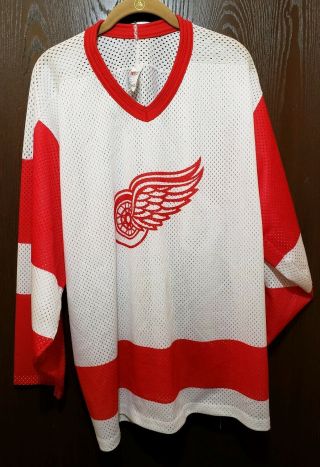 Ccm Lightweight White Detroit Red Wings Hockey Jersey Man Large